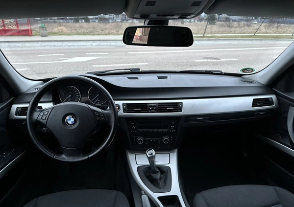 BMW Seria 3 cena 24900 przebieg: 238000, rok produkcji 2010 z Suwałki małe 37
